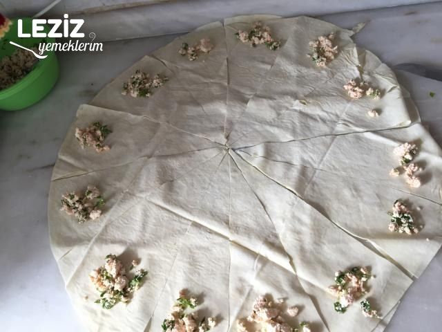 Çıtır Çıtır Unlu Börek