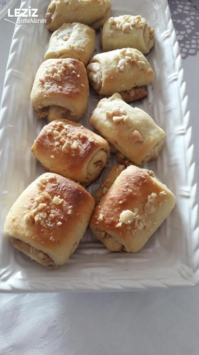 Tahinli Fıstıklı Çörek