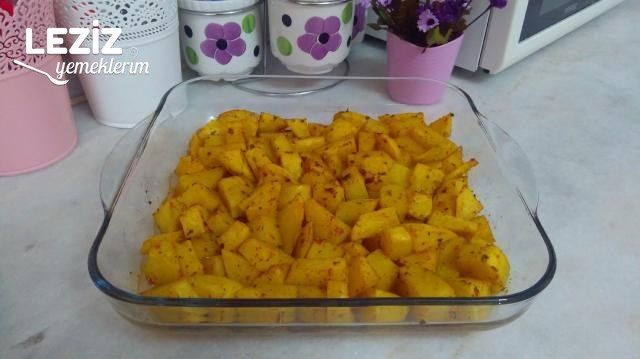 Fırında Sucuklu Patates