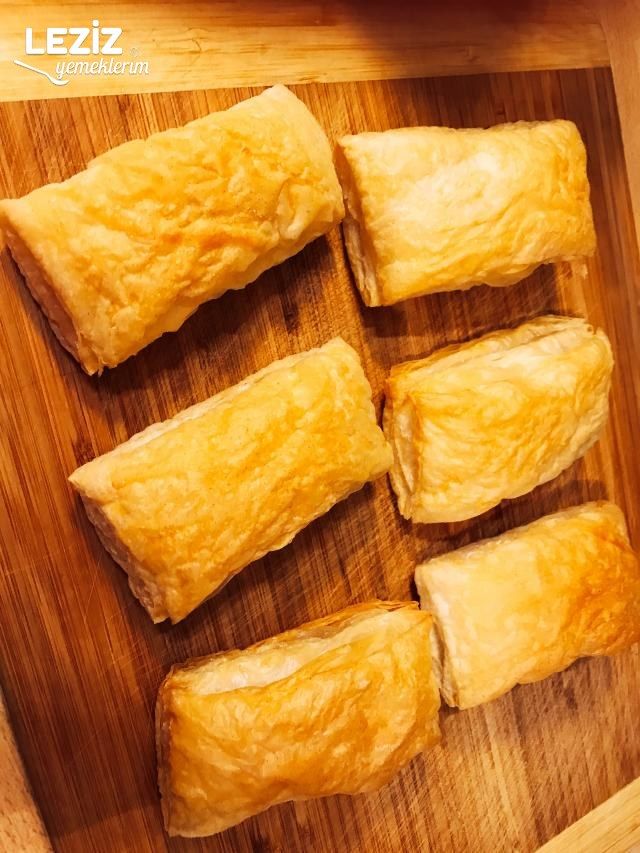 Kremalı Muzlu Milföy Pasta (Çok Leziz)