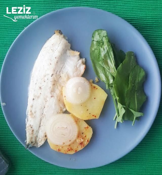 Fırında Patatesli Soğanlı Levrek
