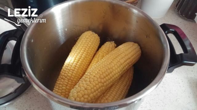 Düdüklüde Mısır Haşlaması