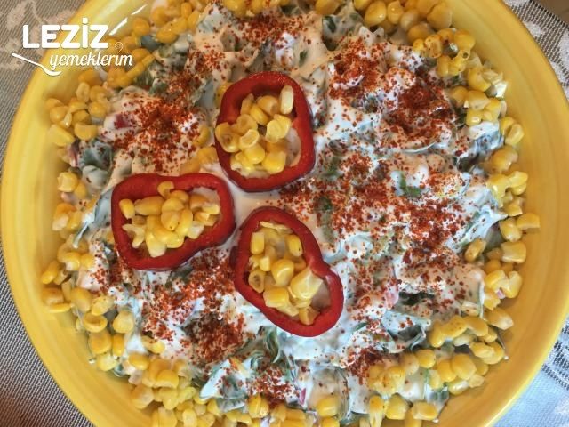 Süzme Yoğurtlu Semizotu Salatası