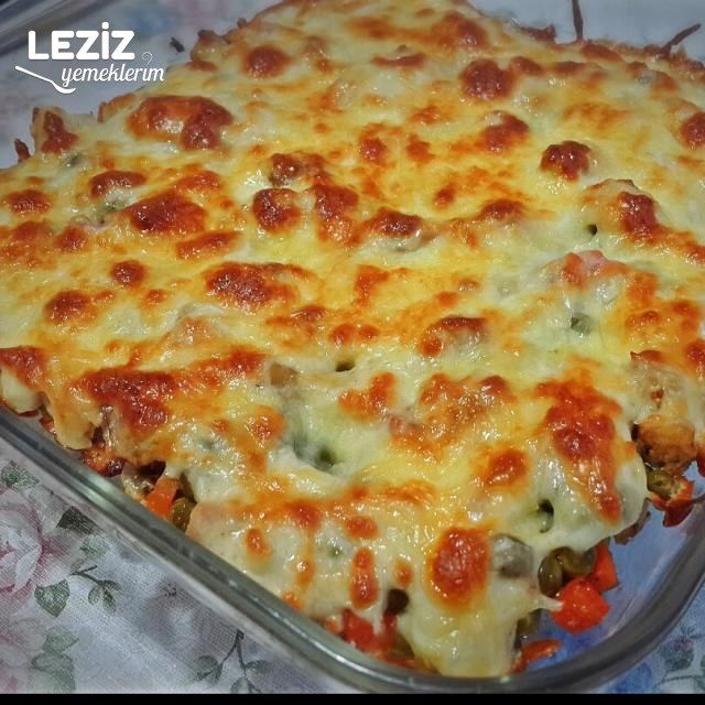 Garnitürlü Beşamel Soslu Tavuk