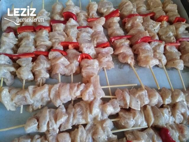 Kremalı Tavuk Şiş