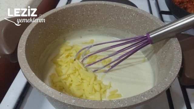 Tavuklu Hünkar Beğendi Tarifi