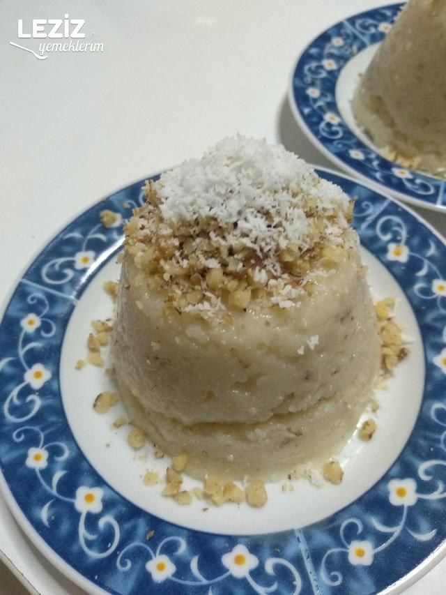 Cevizli İrmik Tatlısı