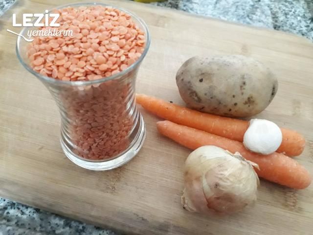 Patatesli Havuçlu Mercimek Çorbası Tarifi