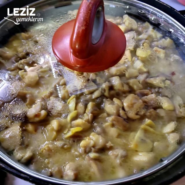 Kremalı Mantarlı Tavuk Nasıl Yapılır