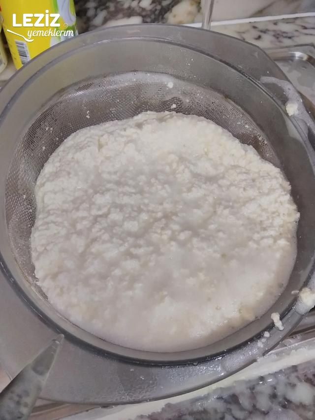 Çökelek Yapımı (Süt Kesiğinden)