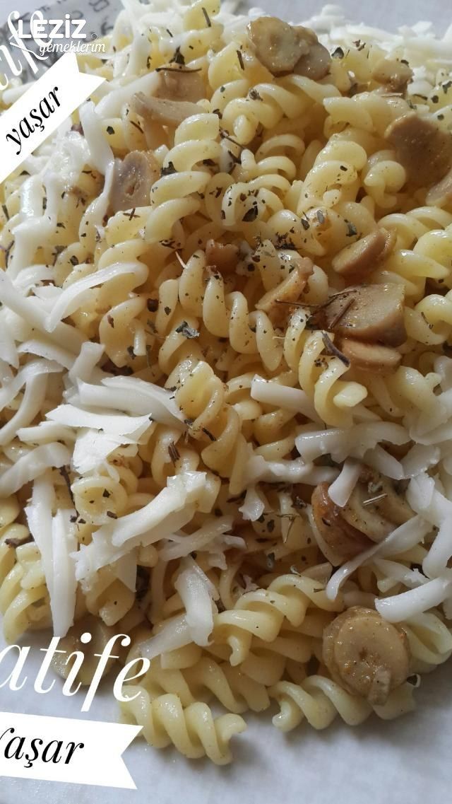 Köri Soslu Mantarlı Makarna