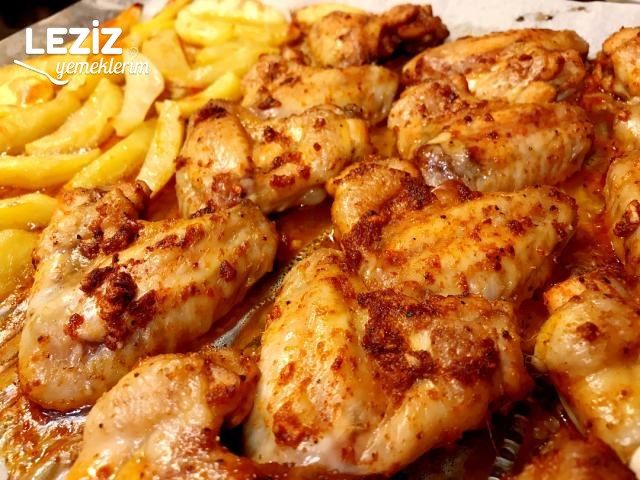 Fırında Tavuk Kanat Ve Patates (Mangal Tadında)