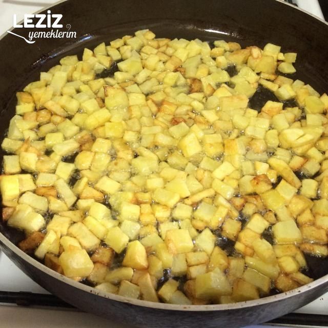 Patatesli Omlet Nasıl Yapılmalı?