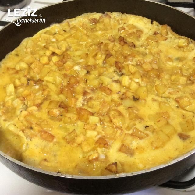 Patatesli Omlet Nasıl Yapılmalı?
