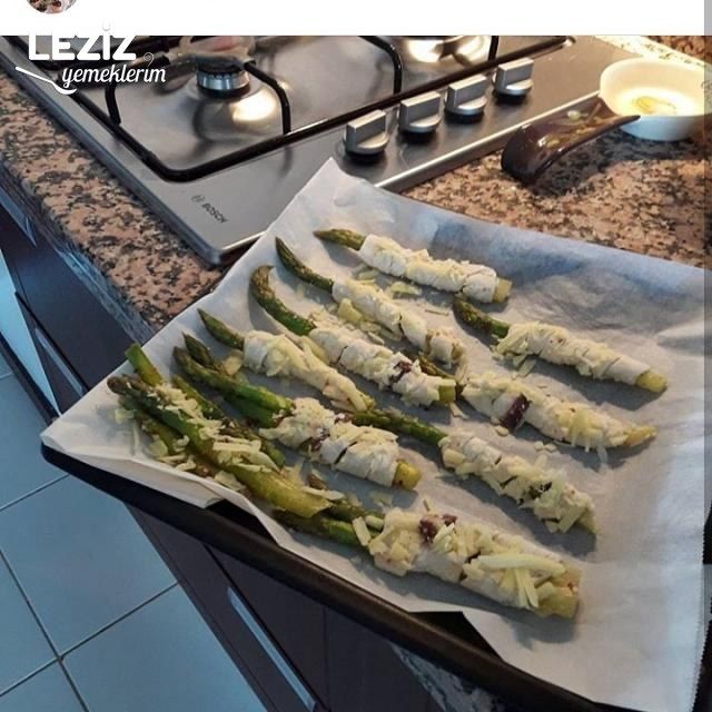 Kaşarlı Pastırmalı Kuşkonmaz Çubukları
