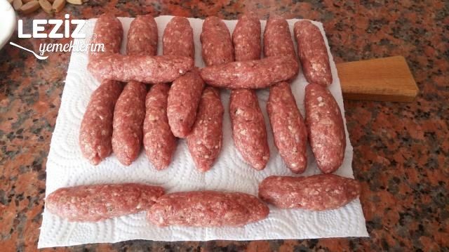 Nefis İzmir Köfte