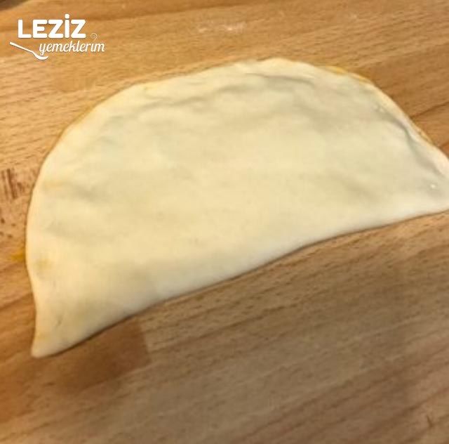 Tavada Pratik Ispanaklı Börek