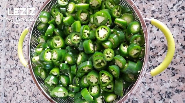 Jalapeno Biberli Domatesli Sos Turşu