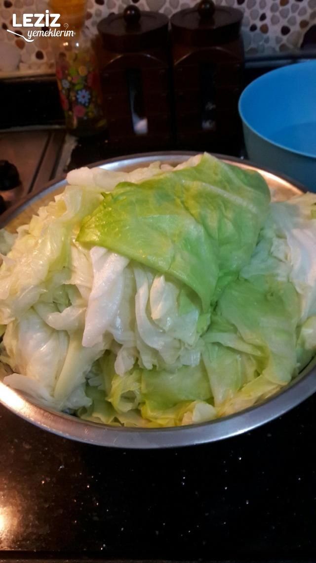 Etli Lahana Sarması Tarifi
