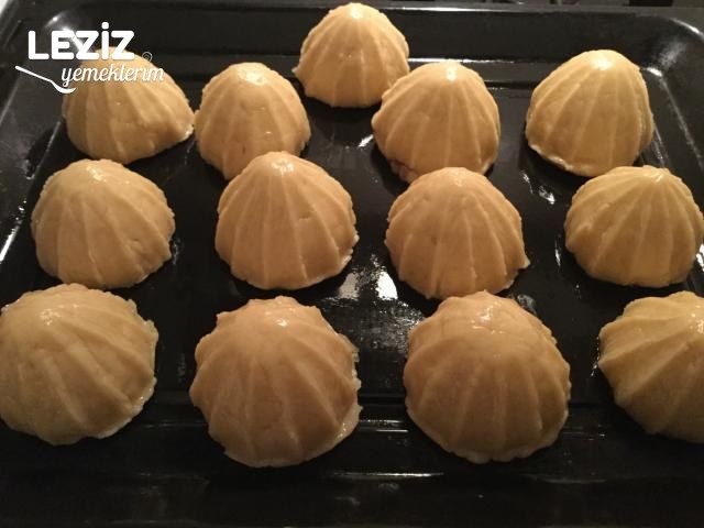 Elmalı Kurabiye Tarifi (Limon Sıkacağında)