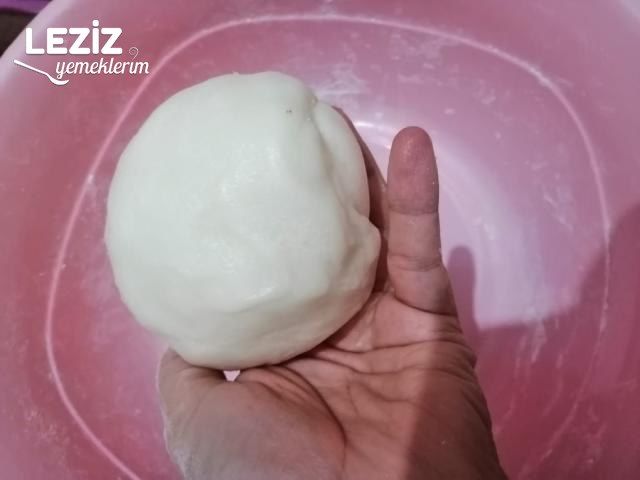 Lokumdan Şeker Hamuru Nasıl Yapılır?