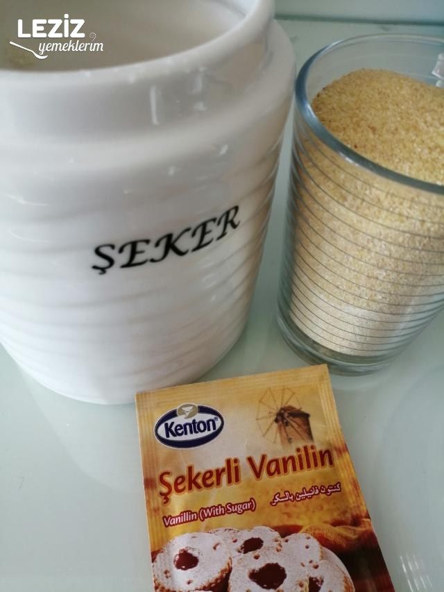 Çikolata Soslu İrmik Tatlısı