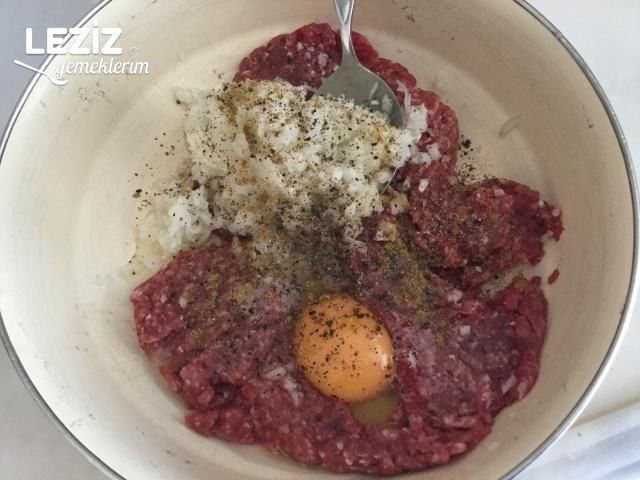 Fırında Köfteli Patates Tarifi