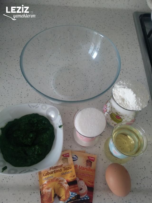 Ispanaklı Fincan Kek