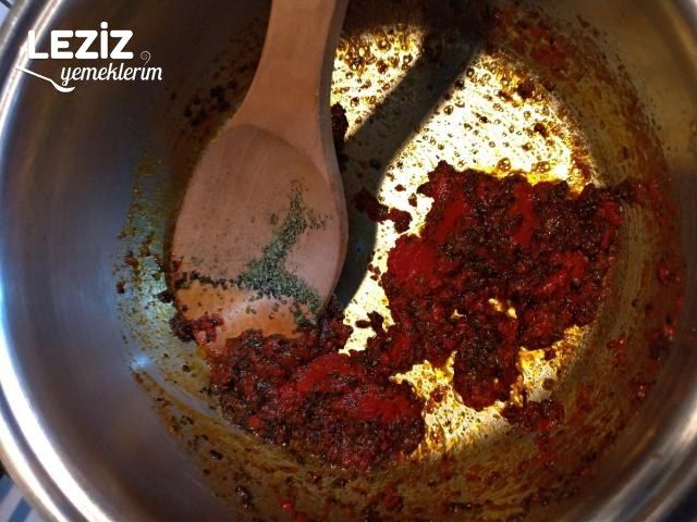 Kekikli Salçalı Spagetti