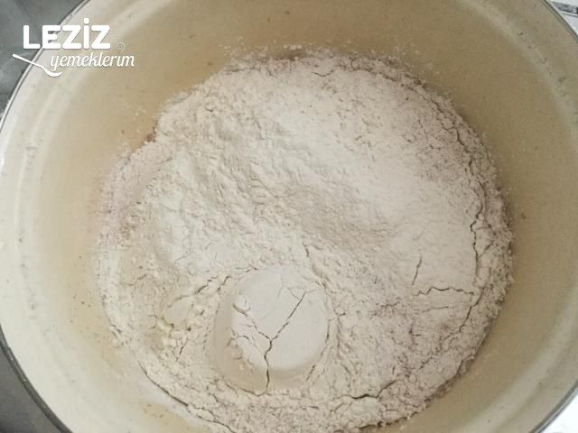 Somun Ekmek Tarifi (Ev Yapımı)