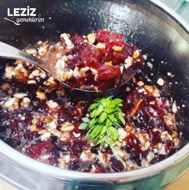 Düdüklüde Kırmızı Pancarlı Ayva Reçeli (Püf Noktaları)