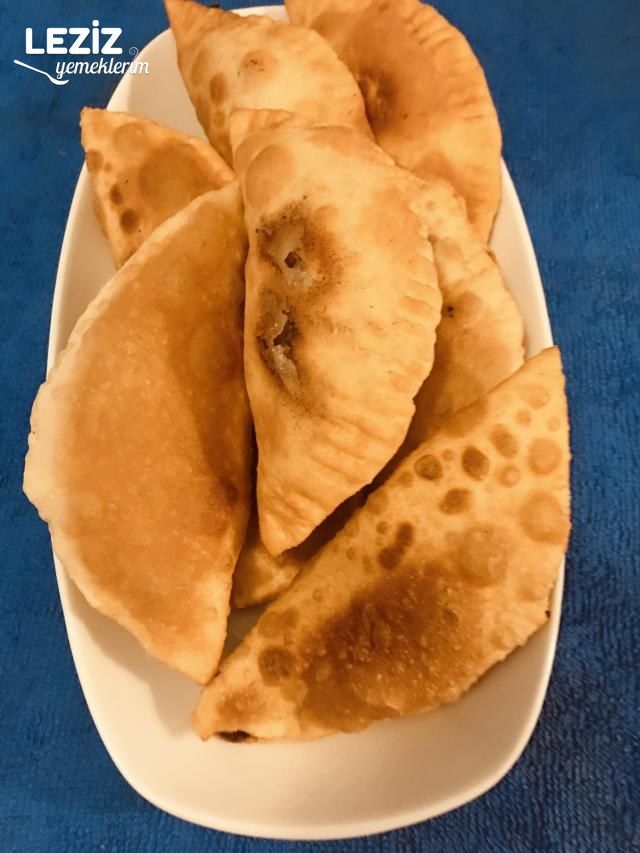 Tam Ölçülü Çiğ Börek Tarifi