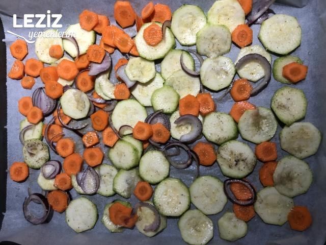 Fırında Kabak Ve Havuç