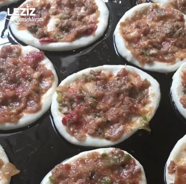 Kuş Gözü Lahmacun (Minik Lahmacun)