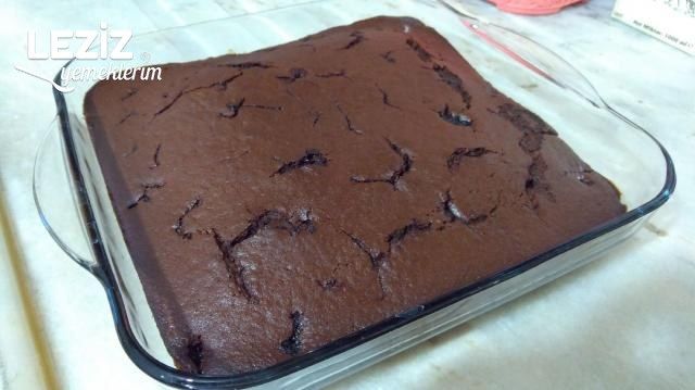 Vişneli Browni Kek