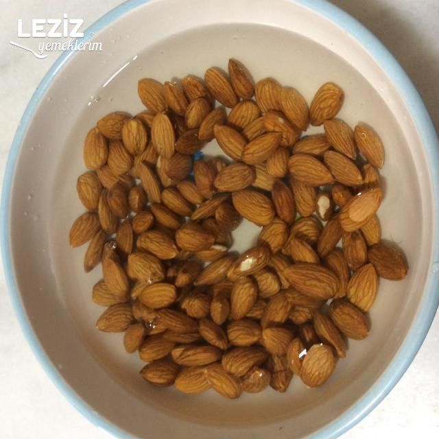 Evde Badem Sütü Yapımı Ve Faydaları