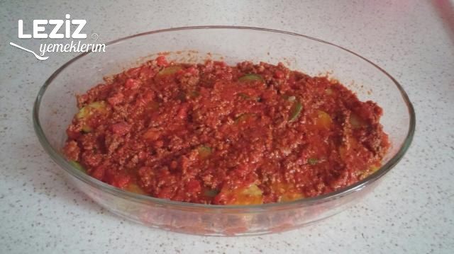 Beşamel Soslu Kıymalı Kabak Yemeği