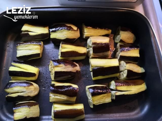 Fırında Kuzu Etli Patlıcan
