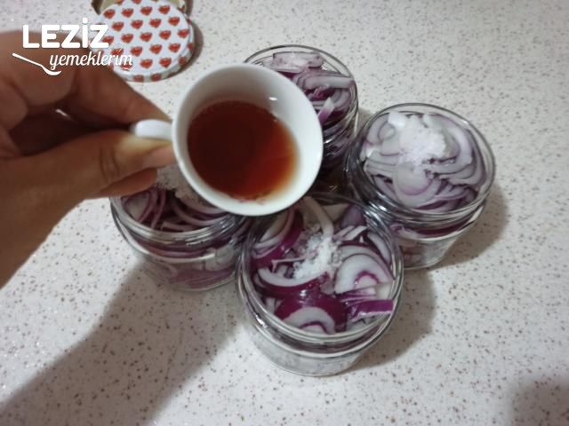Kırmızı Soğan Turşusu Tarifi