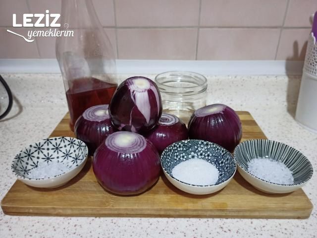 Kırmızı Soğan Turşusu Tarifi