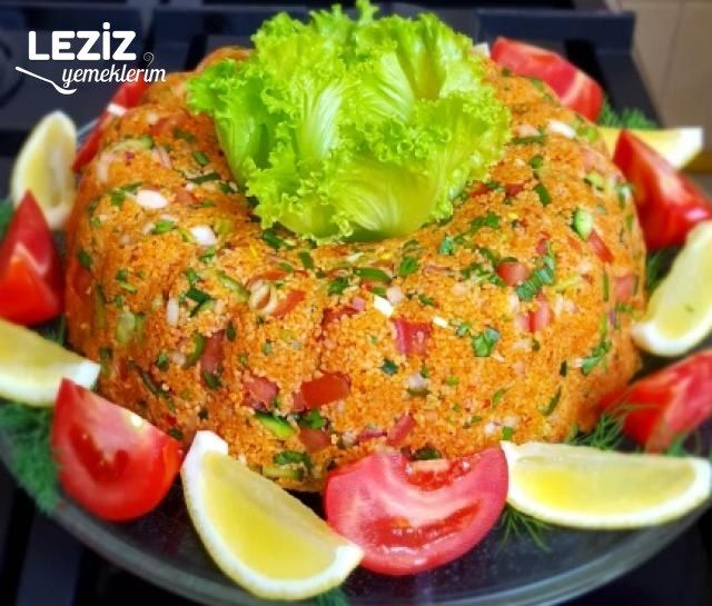 Sarımsaklı Kısır (Kek Kalıbında)