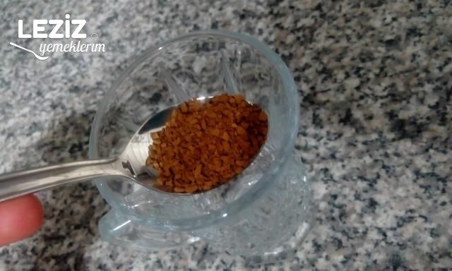 Sütlü Nescafe