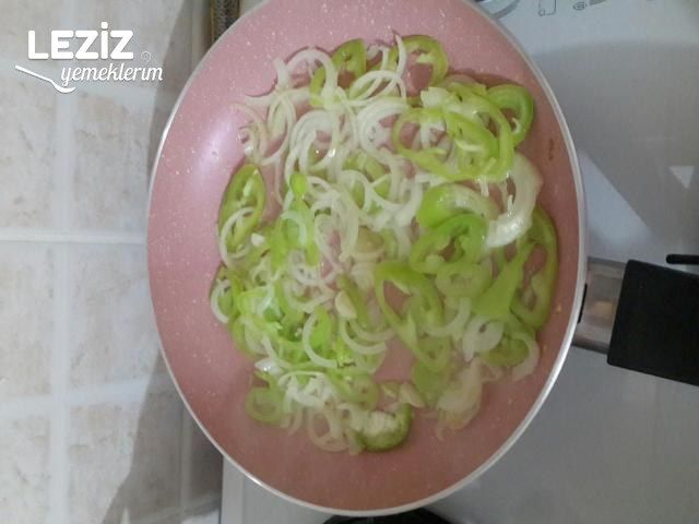 Kekikli Kaşarlı Mantar Tava