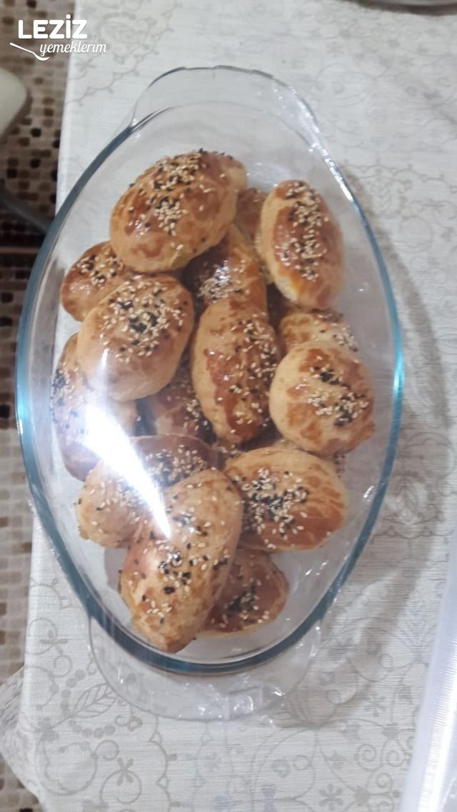 Dereotlu Peynirli Poğaça Nasıl Yapılır