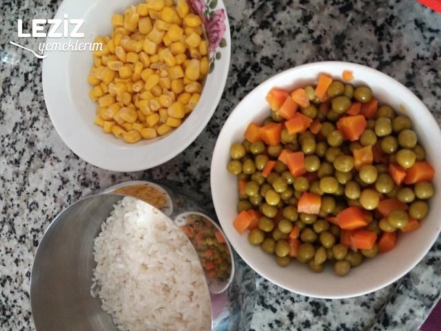 Garnitürlü Pirinç Pilavı Tarifi