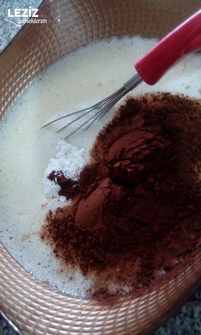 Islak Kek Nasıl Yapılır (Kakaolu)