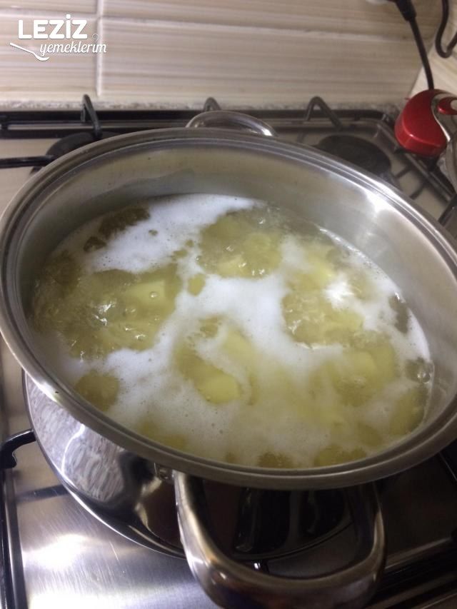 Ketçaplı Sade Makarna