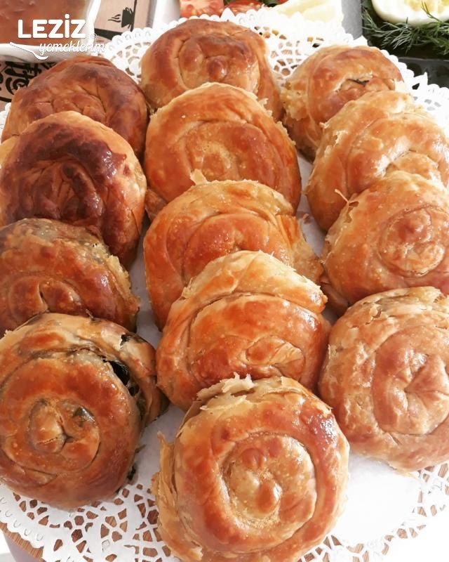 El Açması Patatesli Ve Ispanaklı Börek