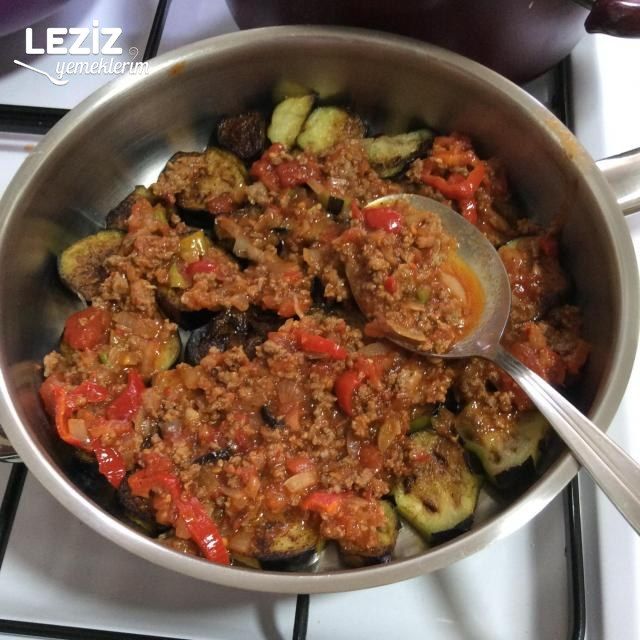 Kıymalı Patlıcan Oturtma