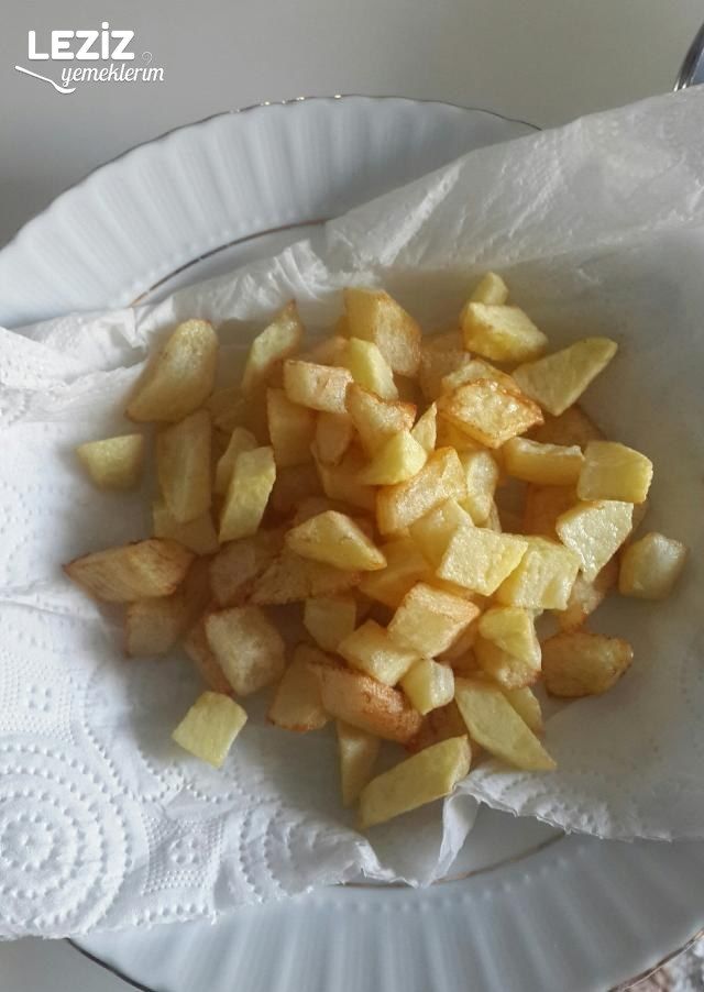 Güveçte Patatesli Köfte Tarifi